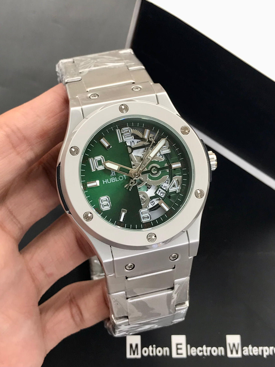 HUBLOT Men’s Luxury Skeleton Watch – Heavy Stainless Steel | Date Function | Quartz Movement